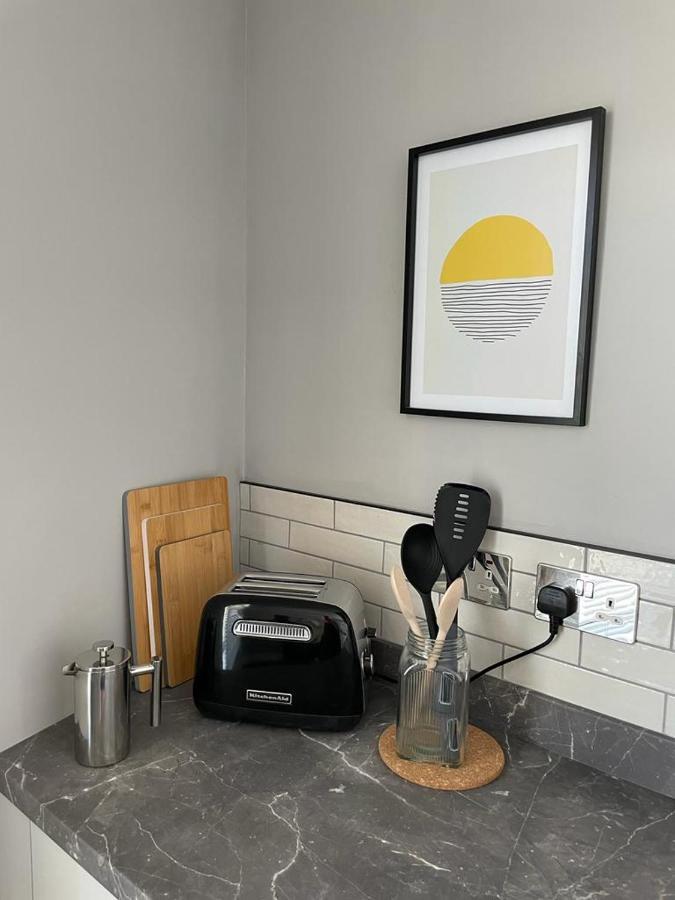Stunning 1 Bedroom Flat In Apartment The Mumbles
